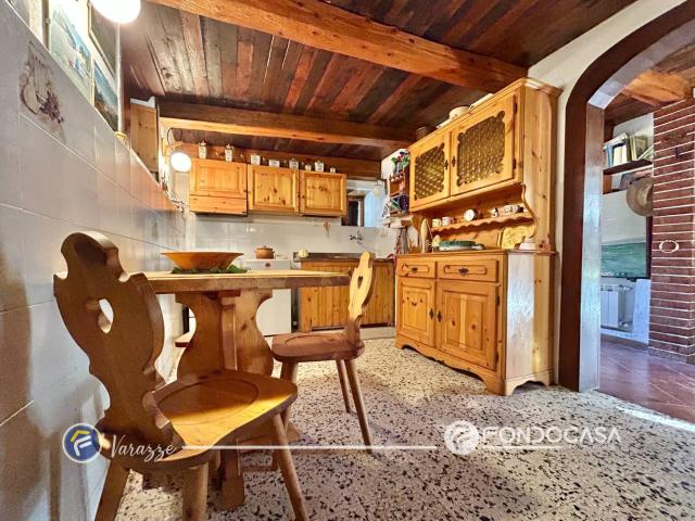 Villa Indipendente in vendita a Varazze, Liguria