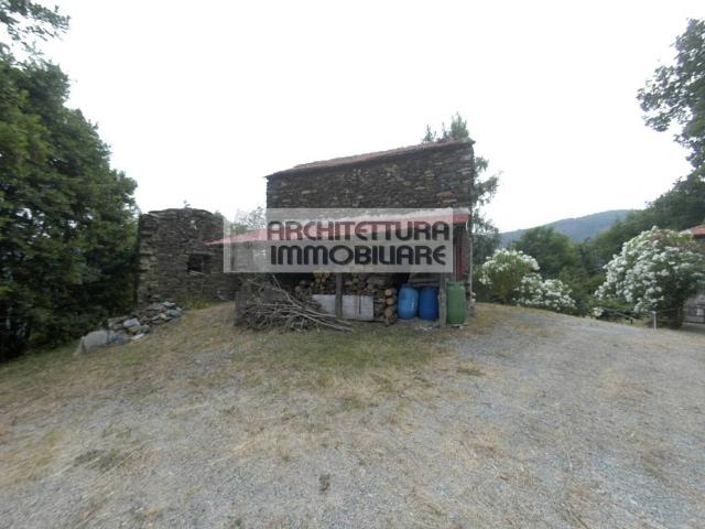 Villa Indipendente in vendita a Campomarzio, Varazze