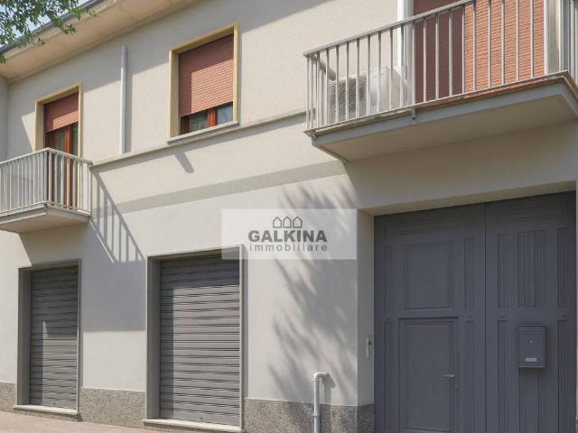 Villa Indipendente in vendita a Valera, Varedo