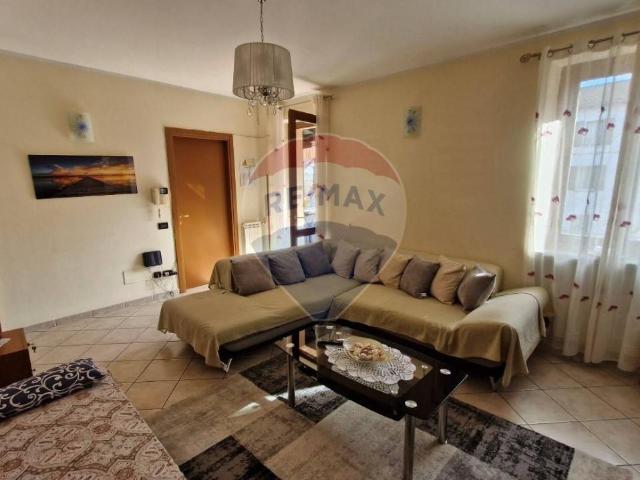 Villa Indipendente in vendita a Valle Olona, Varese