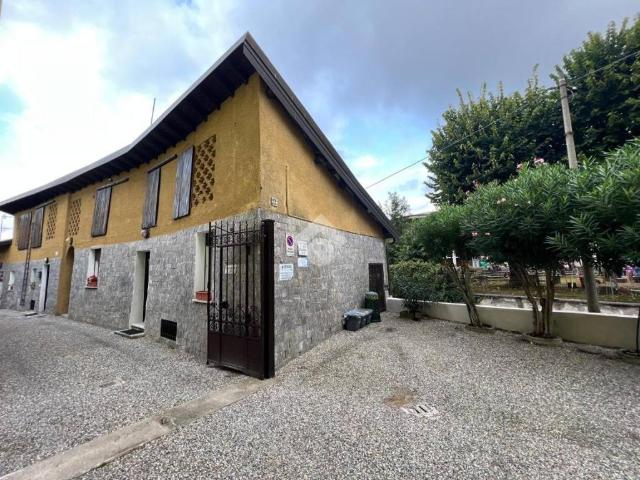 Villa Indipendente in vendita a Varese, Lombardia