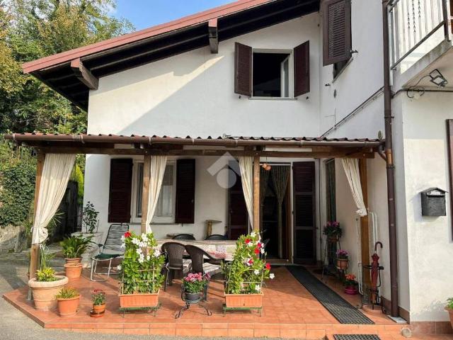 Villa Indipendente in vendita a Cantalupa, Varese