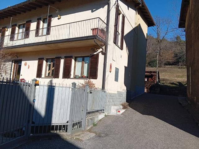 Villa Indipendente in vendita a Cascina Cassinotto, Varese