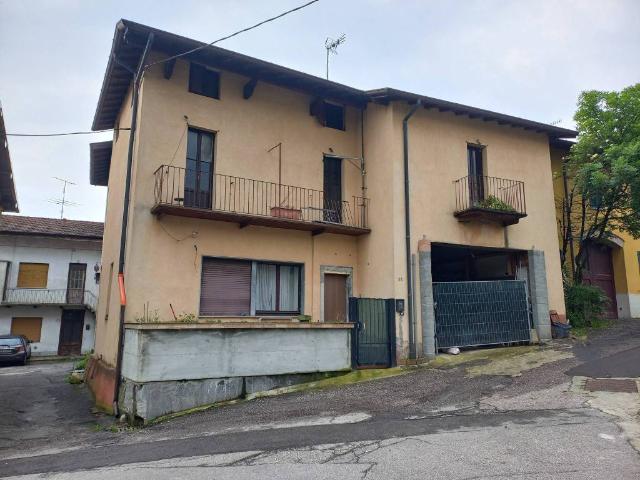 Villa Indipendente in vendita a Lissago, Varese