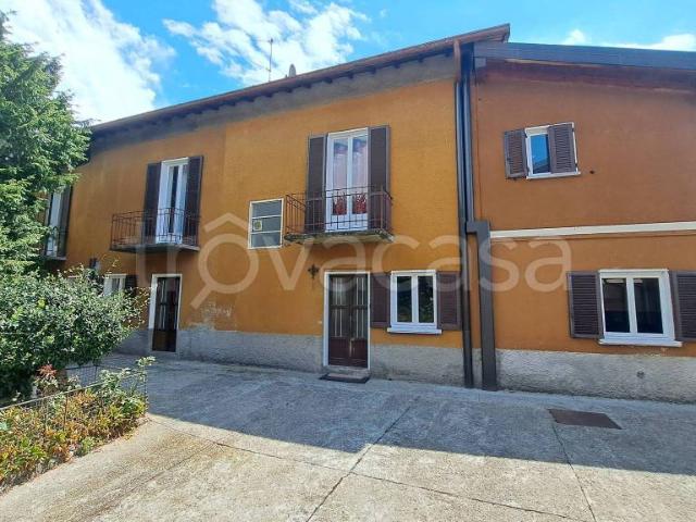 Villa Indipendente in vendita a Biumo Superiore, Varese