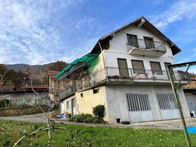Villa Indipendente in vendita a Unione Montana di Comuni delle Valli di Lanzo, Ceronda e Casternone, Piemonte