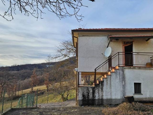 Villa Indipendente in vendita a Pessola, Varsi