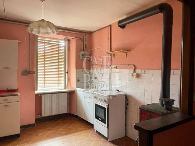 Villa Indipendente in vendita a Varzi, Lombardia