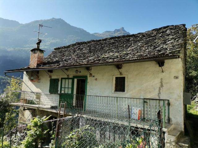 Villa Indipendente in vendita a Piaggio, Piemonte