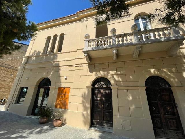 Villa Indipendente in vendita a Centro Storico, Vasto