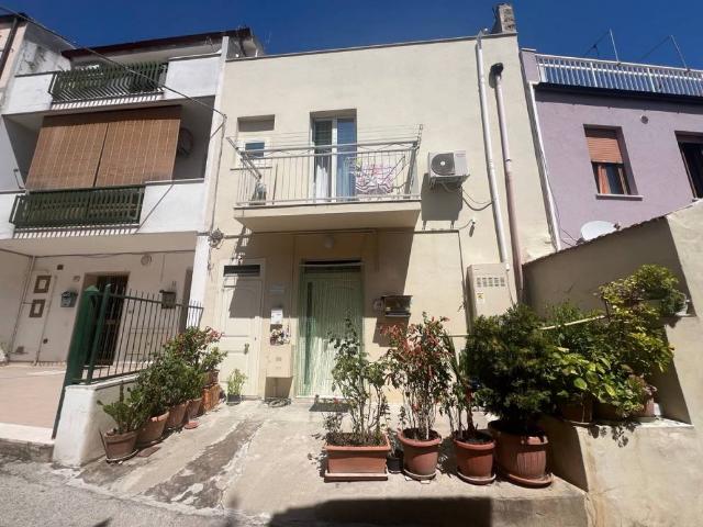 Villa Indipendente in vendita a Centro Storico, Vasto