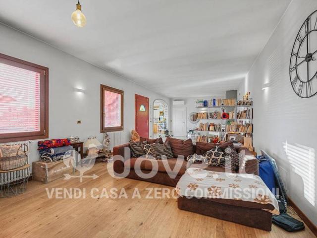 Villa Indipendente in vendita a Vazzola, Veneto