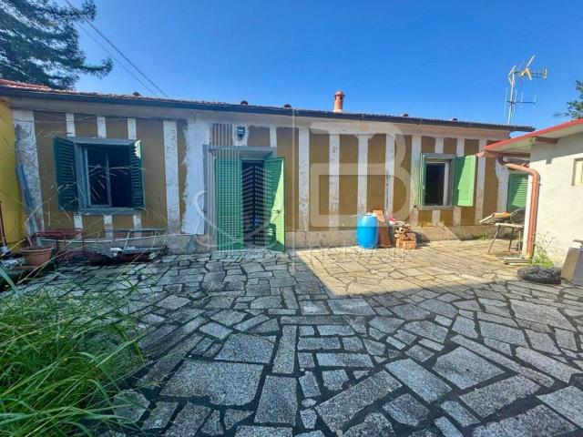 Villa Indipendente in vendita a Avane, Vecchiano