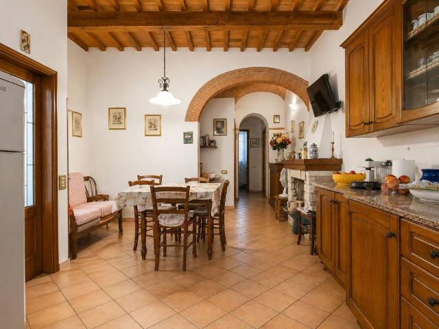 Villa Indipendente in vendita a Avane, Vecchiano