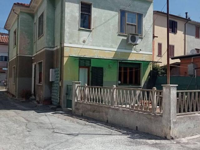 Villa Indipendente in vendita a Avane, Vecchiano