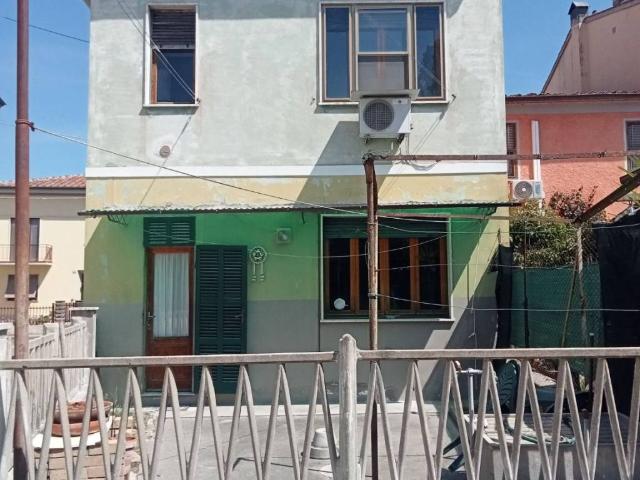 Villa Indipendente in vendita a Avane, Vecchiano