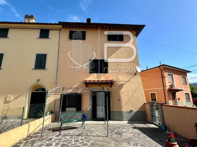 Villa Indipendente in vendita a Avane, Vecchiano