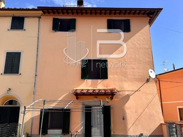 Villa Indipendente in vendita a Avane, Vecchiano