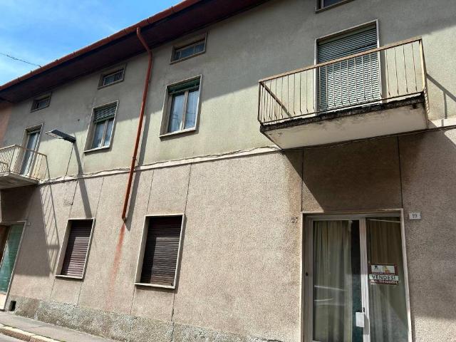 Villa Indipendente in vendita a Perseghét, Vedano Olona