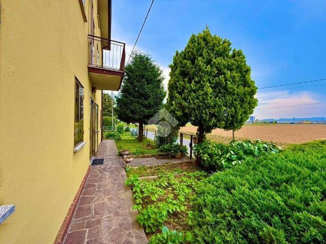 Villa Indipendente in vendita a Veggiano, Veneto