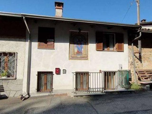 Villa Indipendente in vendita a Piemonte, Biella