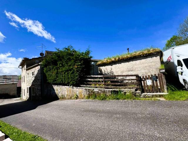 Villa Indipendente in vendita a Velo Veronese, Veneto