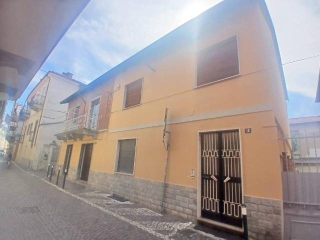 Villa Indipendente in vendita a Centro, Piemonte
