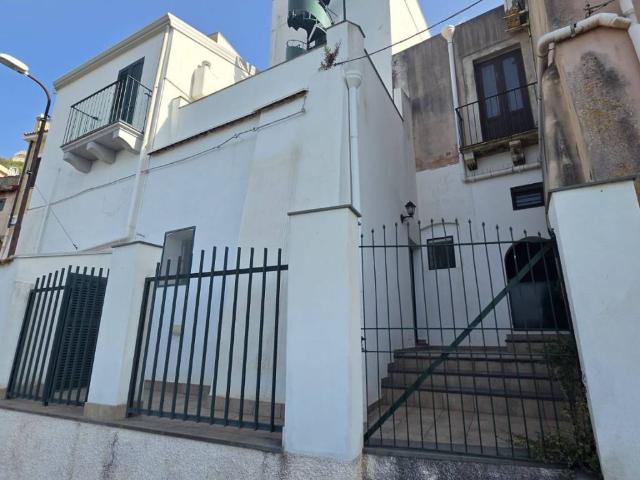 Villa Indipendente in vendita a Venetico Superiore, Venetico