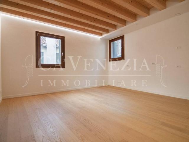 Villa Indipendente in vendita a Venezia-Murano-Burano, Venezia
