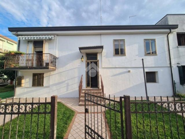 Villa Indipendente in vendita a Catene, Venezia