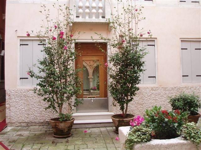 Villa Indipendente in vendita a Venezia, Castello