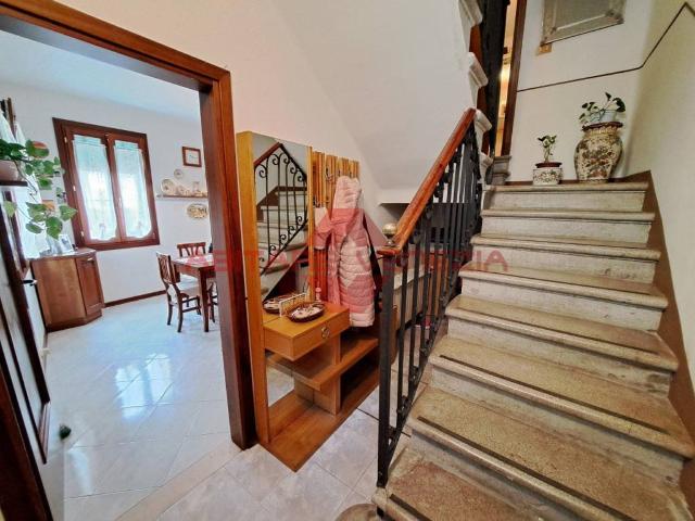 Villa Indipendente in vendita a Lido-Pellestrina, Venezia