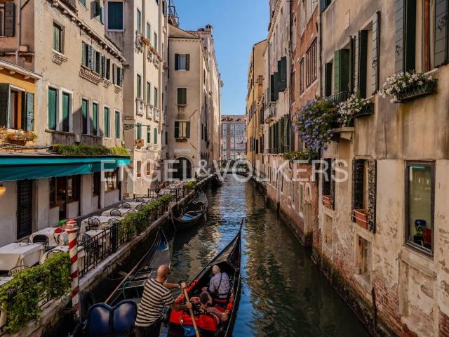 Villa Indipendente in vendita a San Marco, Venezia