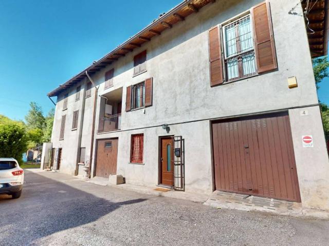 Villa Indipendente in vendita a Verano Brianza, Lombardia
