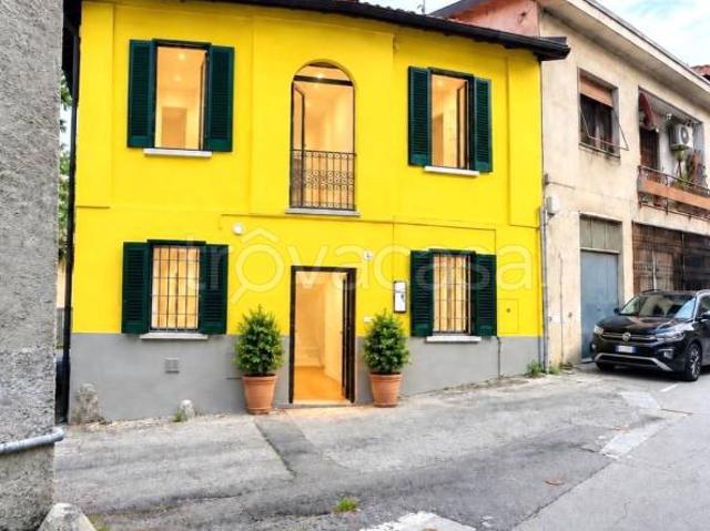 Villa Indipendente in vendita a Molino Ponte, Verano Brianza