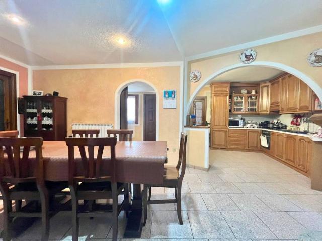 Villa Indipendente in vendita a Trobaso, Piemonte