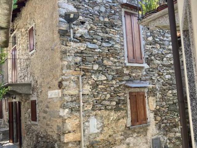 Villa Indipendente in vendita a Piemonte, Verbano-cusio-ossola