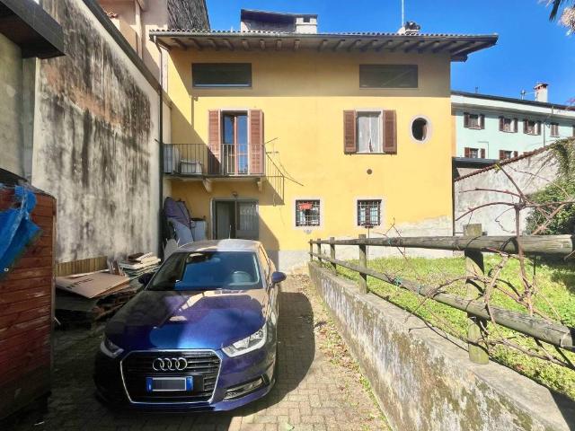 Villa Indipendente in vendita a Zoverallo, Piemonte