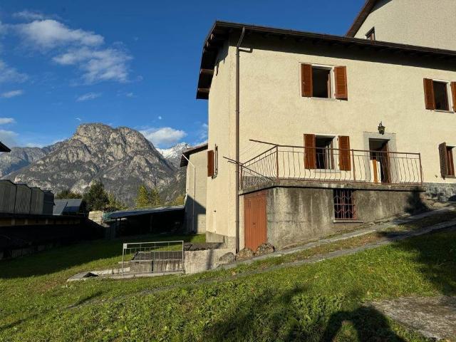 Villa Indipendente in vendita a Comunità montana della Valchiavenna, Verceia