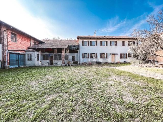 Villa Indipendente in vendita a Piemonte, Novara