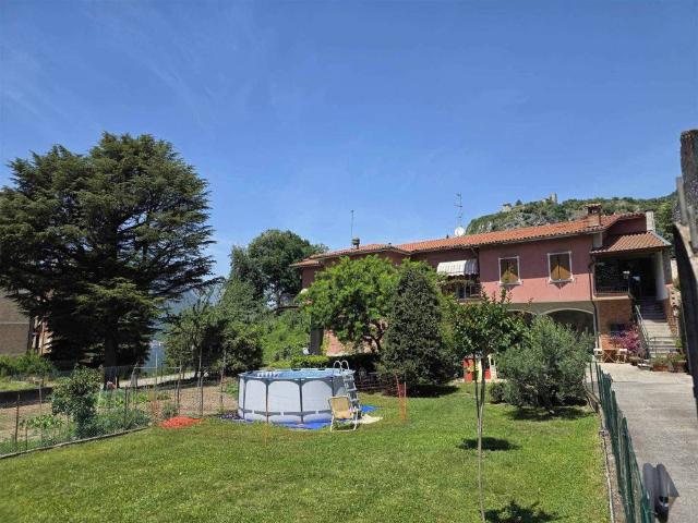 Villa Indipendente in vendita a Somasca, Vercurago