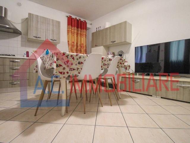 Villa Indipendente in vendita a Sesona, Vergiate