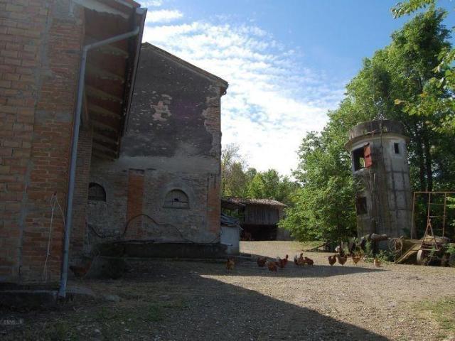 Villa Indipendente in vendita a Castell'arquato, Reggio Emilia