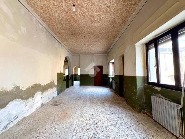 Villa Indipendente in vendita a Vernasca, Reggio Emilia