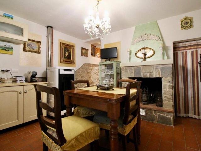 Villa Indipendente in vendita a Il Bettarello, Vernio
