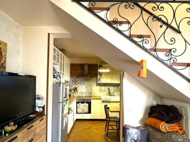 Villa Indipendente in vendita a Foraceca, Vernio