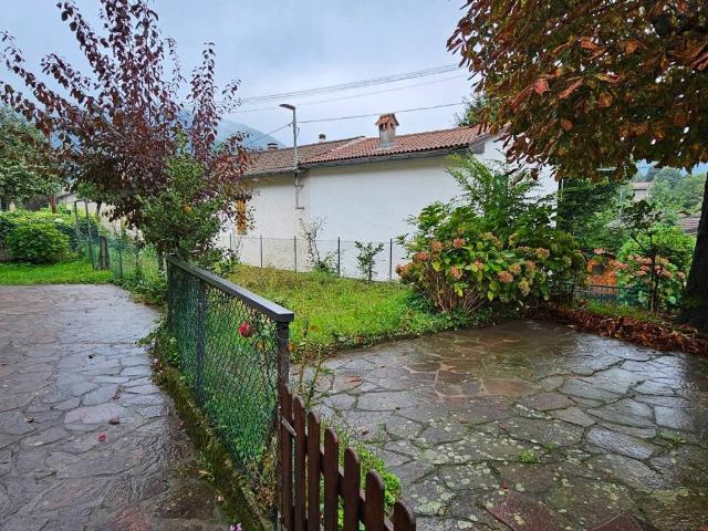 Villa Indipendente in vendita a Il Casone, Vernio