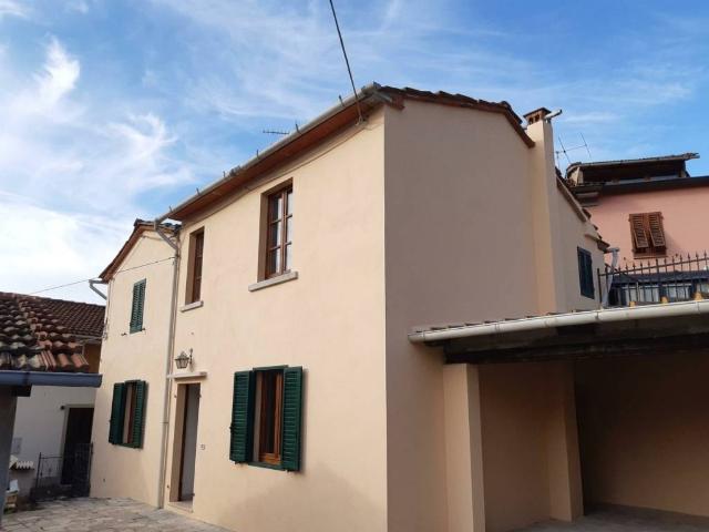 Villa Indipendente in vendita a Vernio