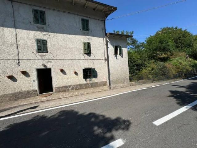 Villa Indipendente in vendita a Vernio, Toscana