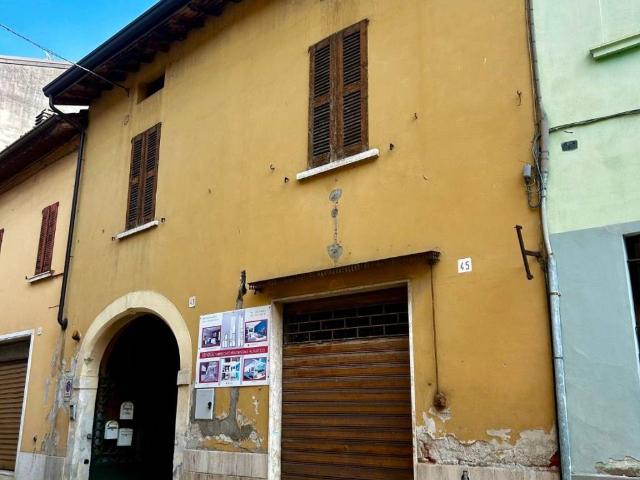 Villa Indipendente in vendita a Verolanuova, Lombardia